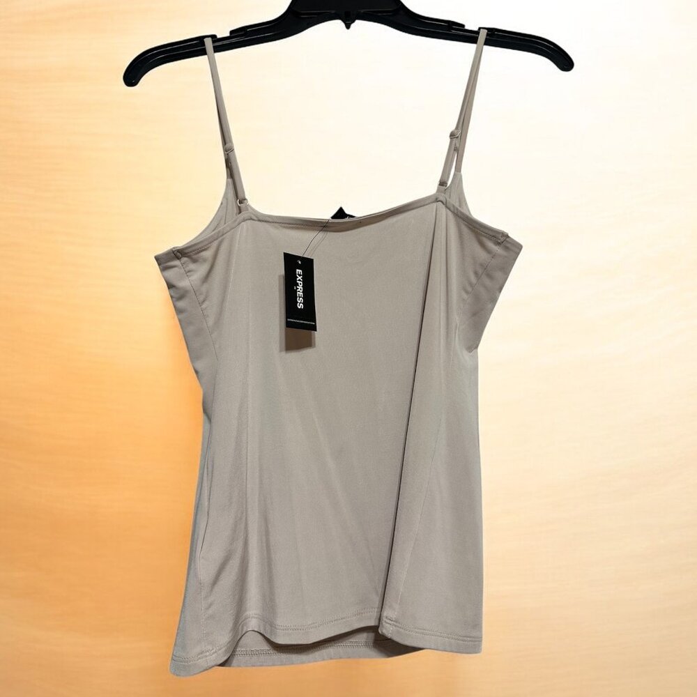 Express V-Neck Long Sleeve Bodysuit & Square Cropped Cami - Picture 4 of 5